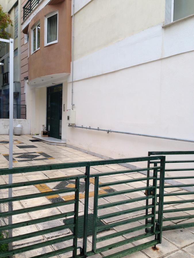 Ferienwohnung Studio Floral Thessaloniki Exterior foto