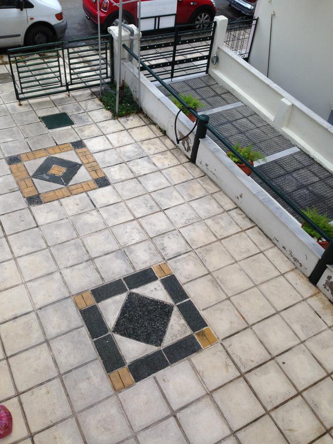 Ferienwohnung Studio Floral Thessaloniki Exterior foto